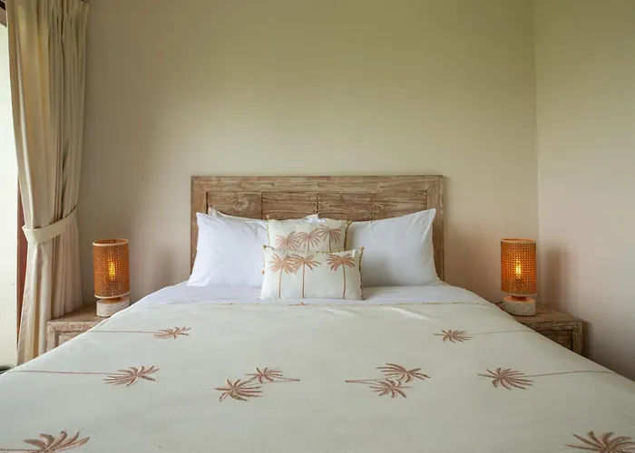 Hostal Soleia Surf Camp Bali